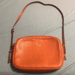 Mk purse brown/tan